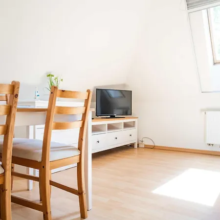 Apartment Windfluechter Brise *